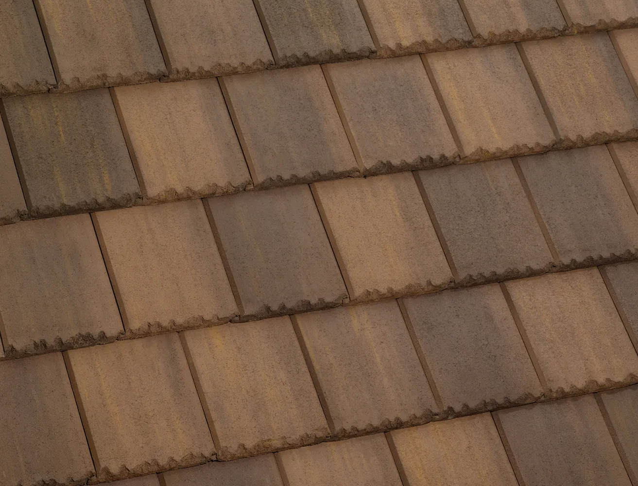Eagle Roofing Tapered Slate Clay Springs Premium roof shingle swatch